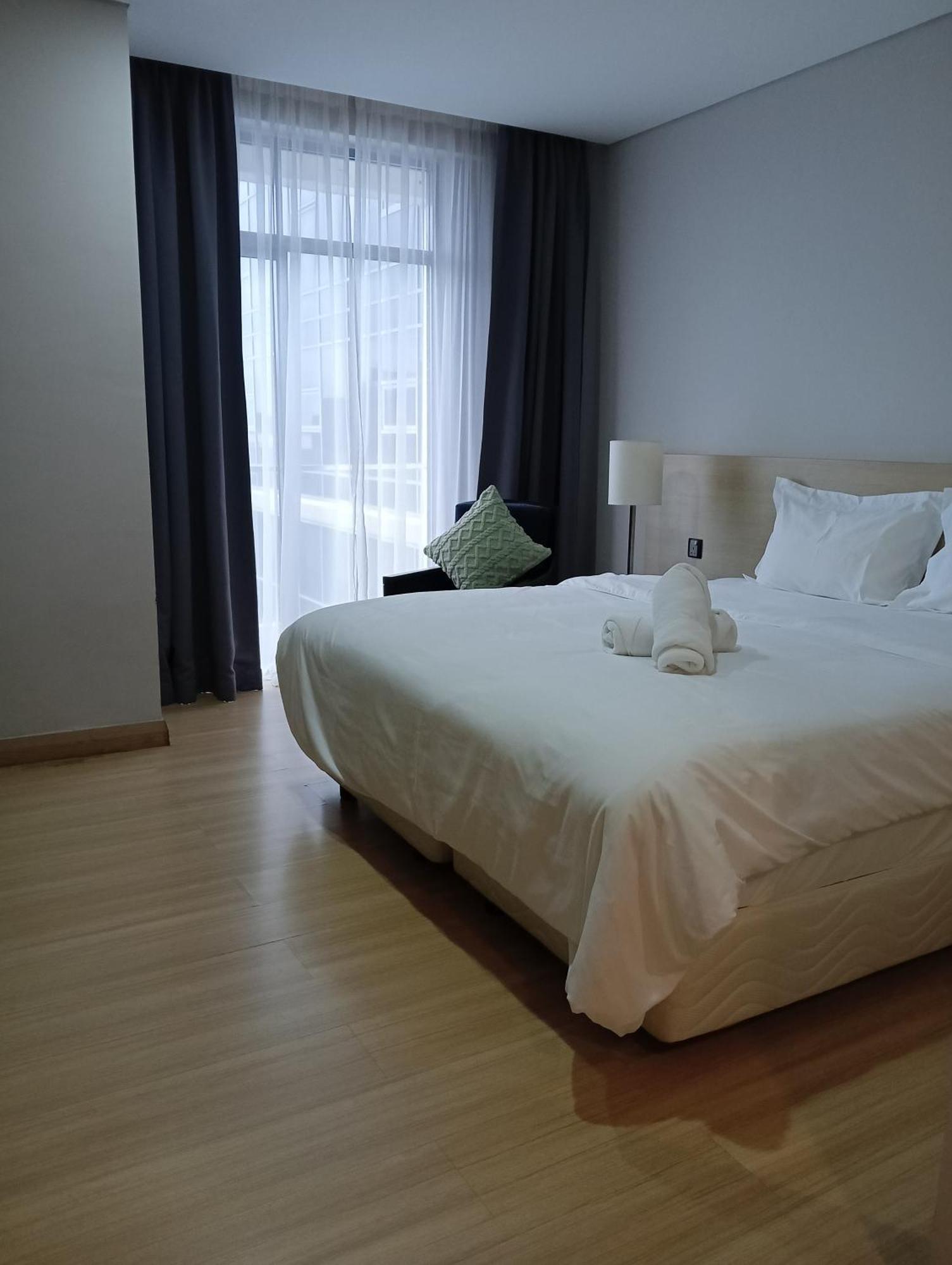 The Straits Suites By Ciconia Malacca Εξωτερικό φωτογραφία