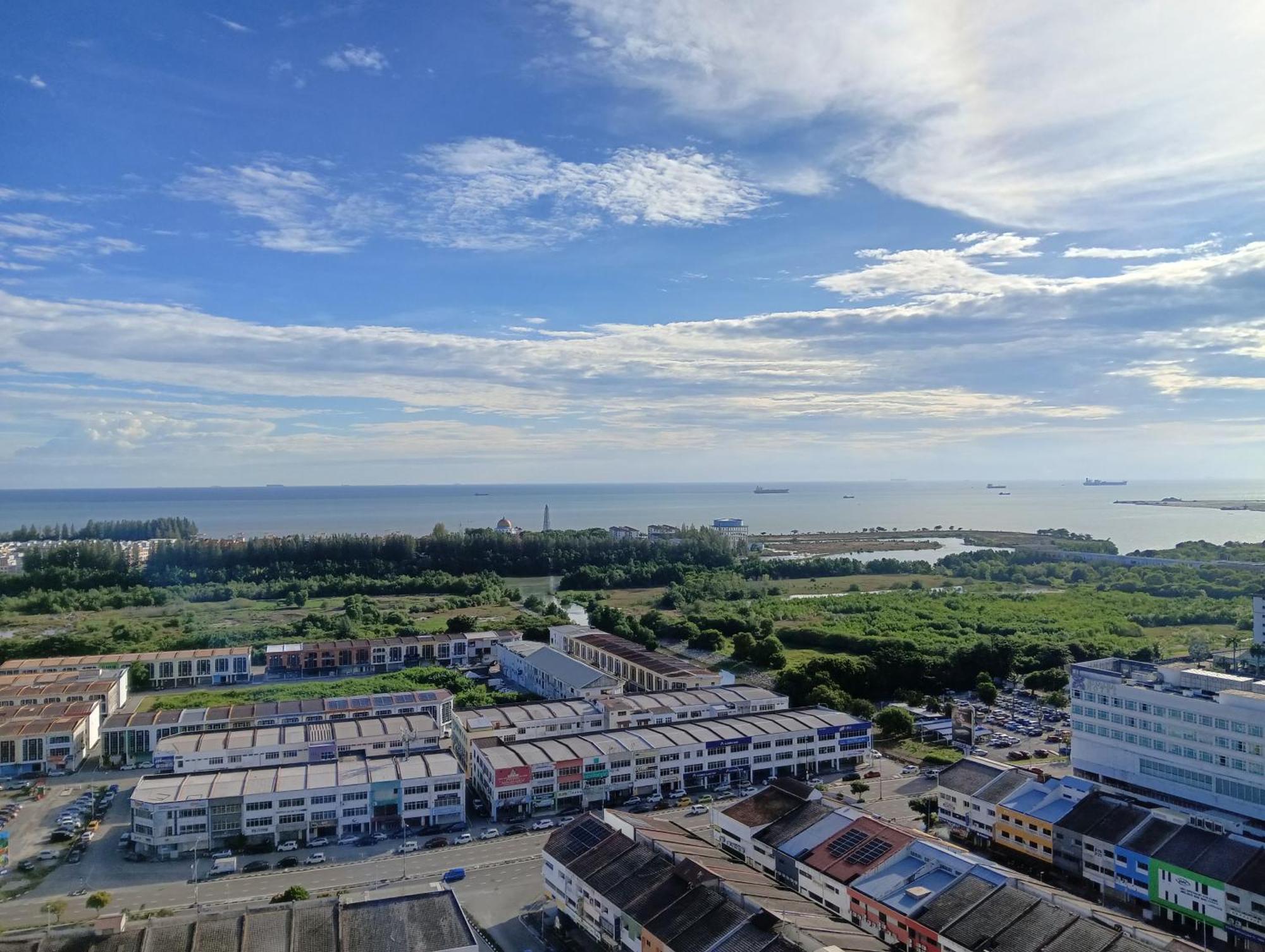 The Straits Suites By Ciconia Malacca Εξωτερικό φωτογραφία
