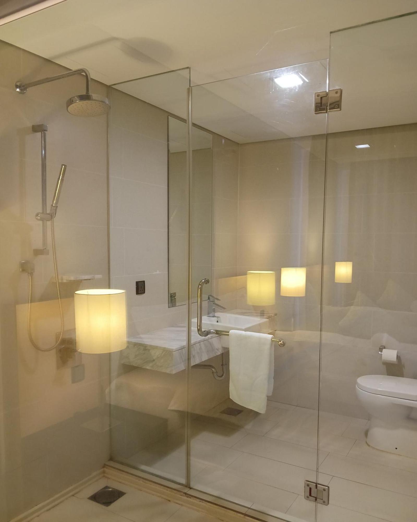 The Straits Suites By Ciconia Malacca Εξωτερικό φωτογραφία