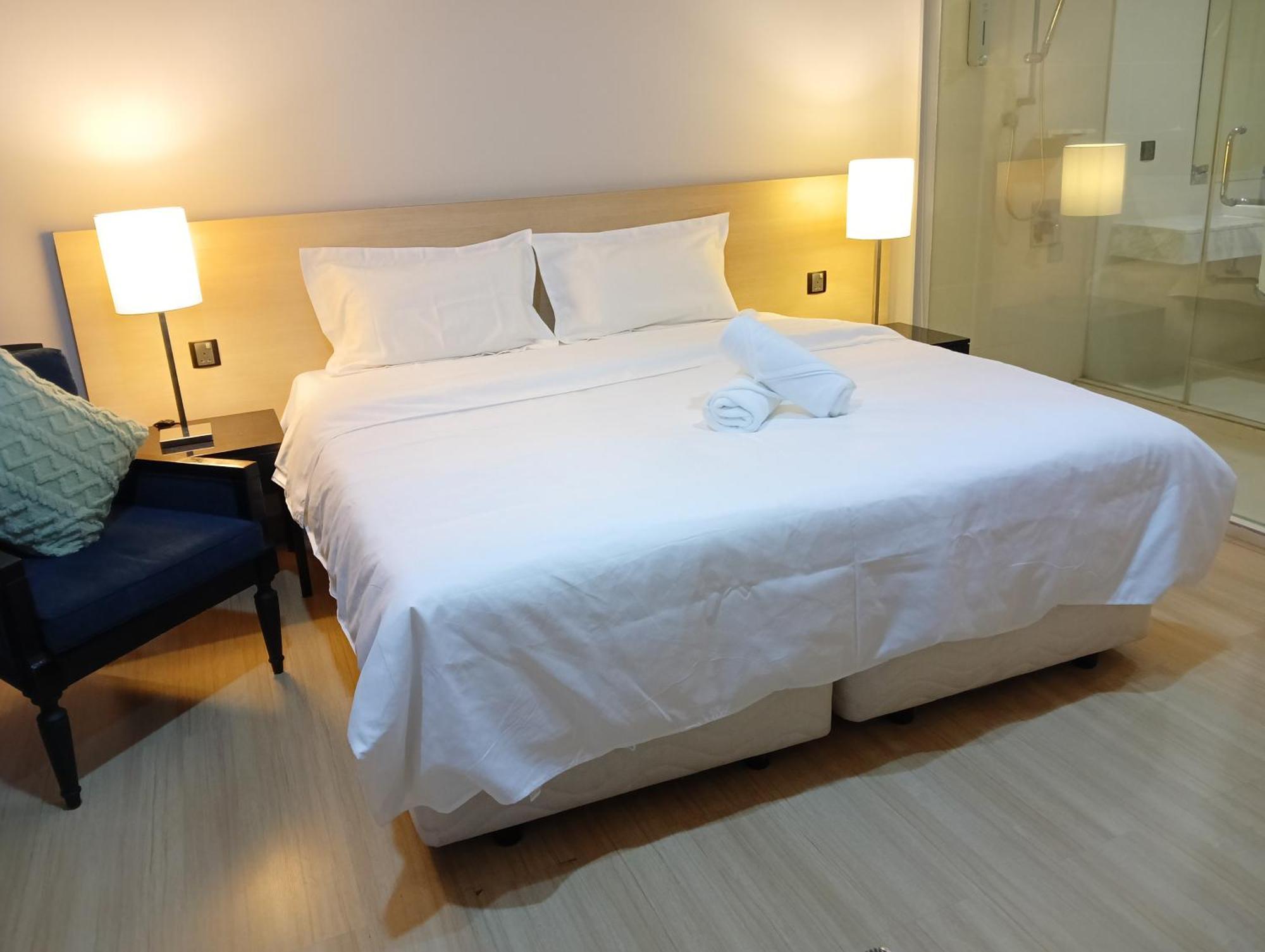 The Straits Suites By Ciconia Malacca Εξωτερικό φωτογραφία